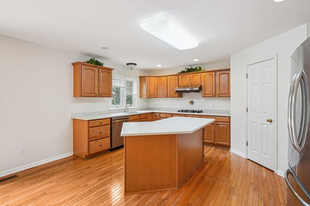 41038 Scarborough Lane, Novi City, MI 48375