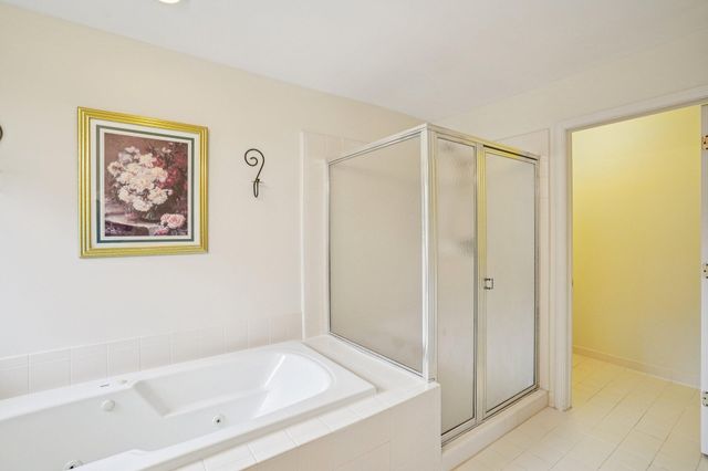 41038 Scarborough Lane, Novi City, MI 48375