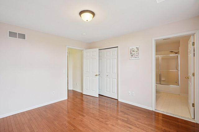 41038 Scarborough Lane, Novi City, MI 48375