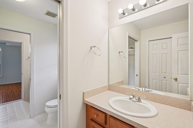41038 Scarborough Lane, Novi City, MI 48375