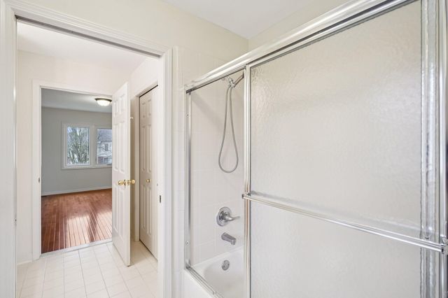 41038 Scarborough Lane, Novi City, MI 48375