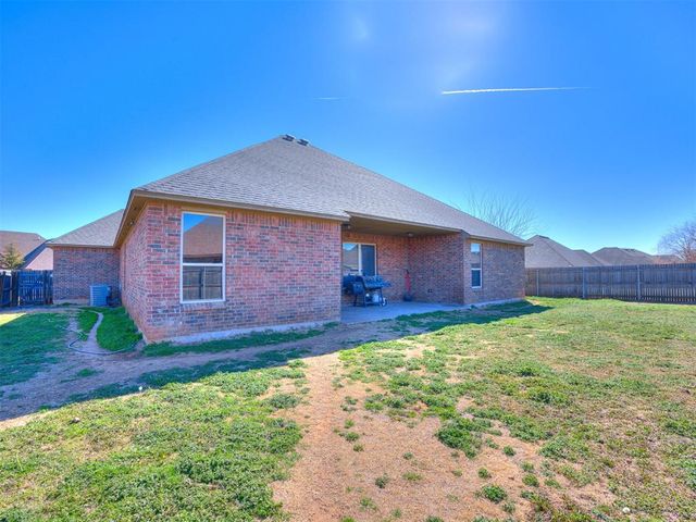 5329 Starling Way, Oklahoma City, OK 73179