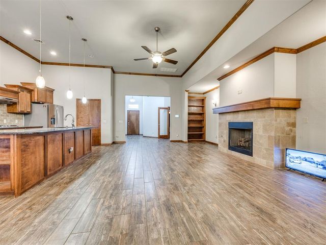 5329 Starling Way, Oklahoma City, OK 73179
