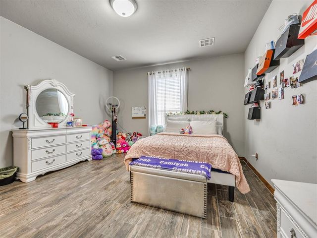 5329 Starling Way, Oklahoma City, OK 73179