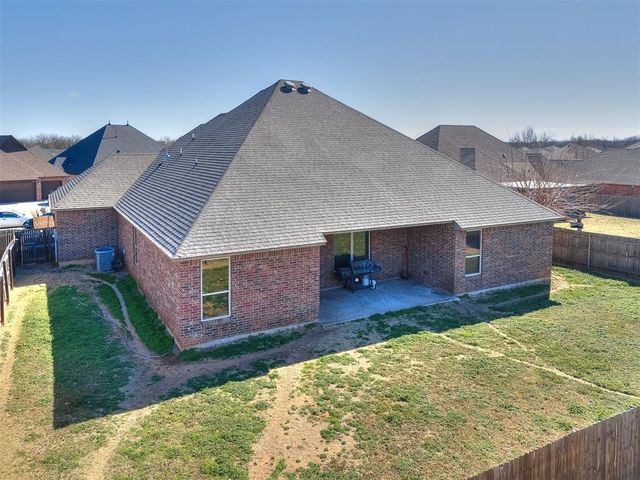 5329 Starling Way, Oklahoma City, OK 73179