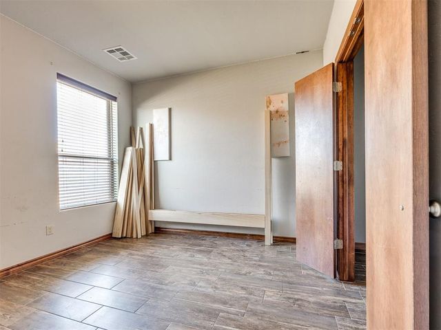 5329 Starling Way, Oklahoma City, OK 73179