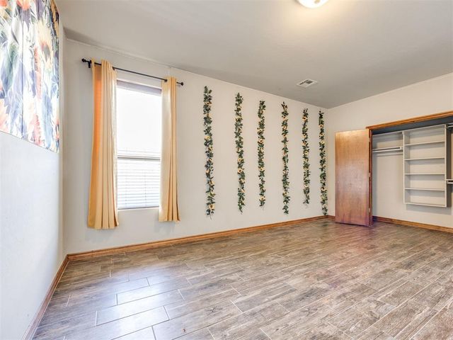 5329 Starling Way, Oklahoma City, OK 73179