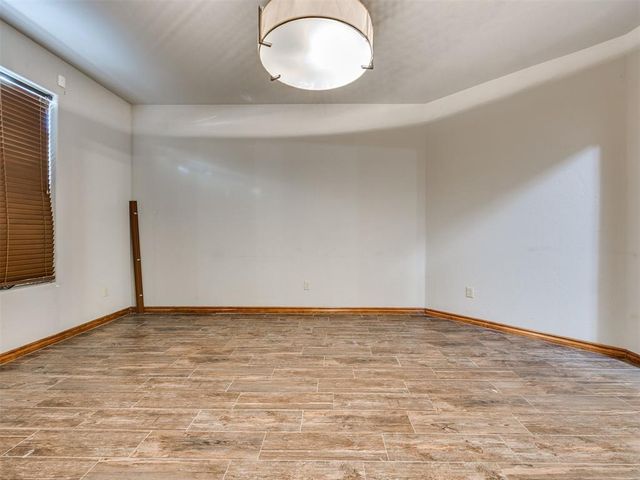 5329 Starling Way, Oklahoma City, OK 73179