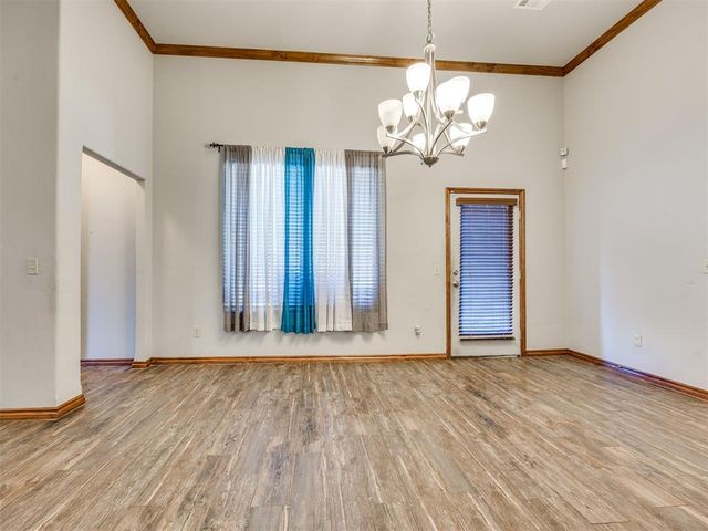 5329 Starling Way, Oklahoma City, OK 73179