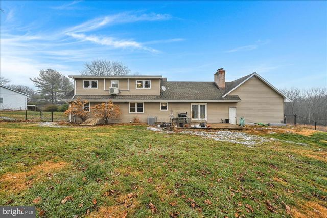 13 MORITZ DR, Lebanon, PA 17046