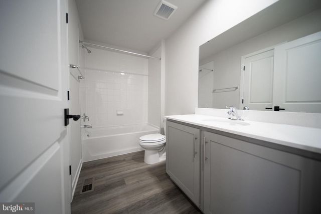 442 WHIRL LN, La Plata, MD 20646