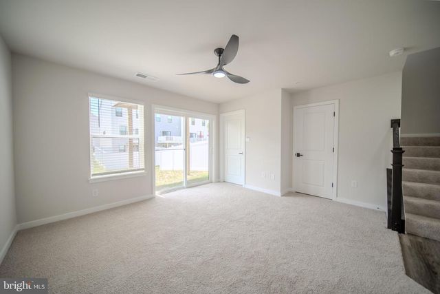 442 WHIRL LN, La Plata, MD 20646