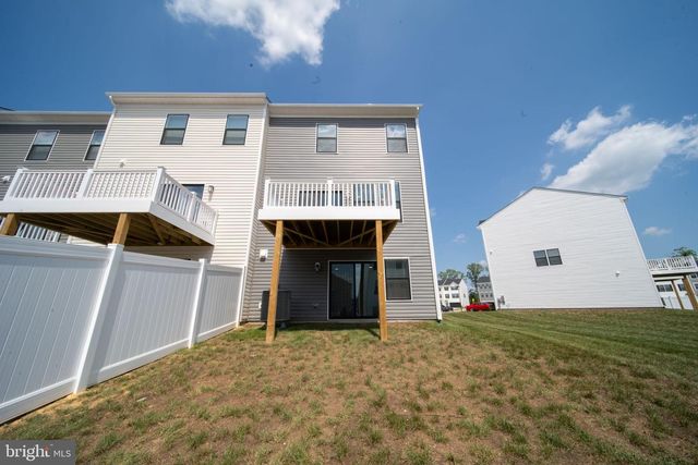 442 WHIRL LN, La Plata, MD 20646