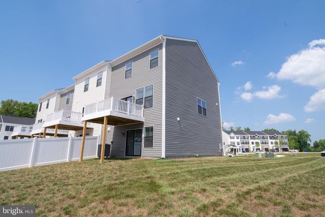 442 WHIRL LN, La Plata, MD 20646