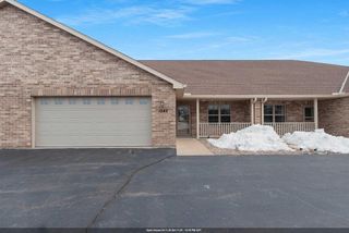 1242 POND VIEW CIRCLE #18, De Pere, WI 54115