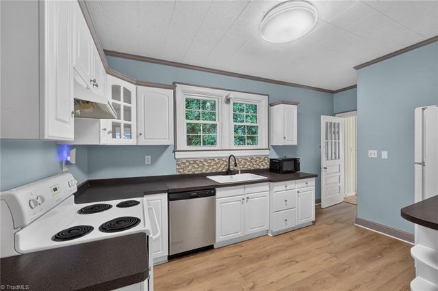 209 Louise Avenue, High Point, NC 27262
