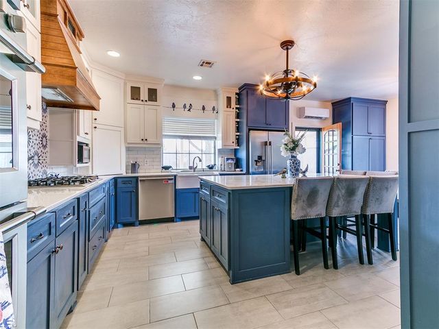 8824 NW 116th Street, Oklahoma City, OK 73162