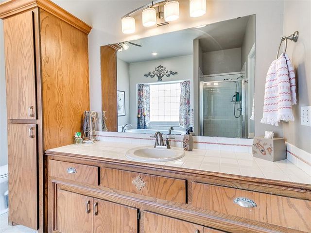 8824 NW 116th Street, Oklahoma City, OK 73162