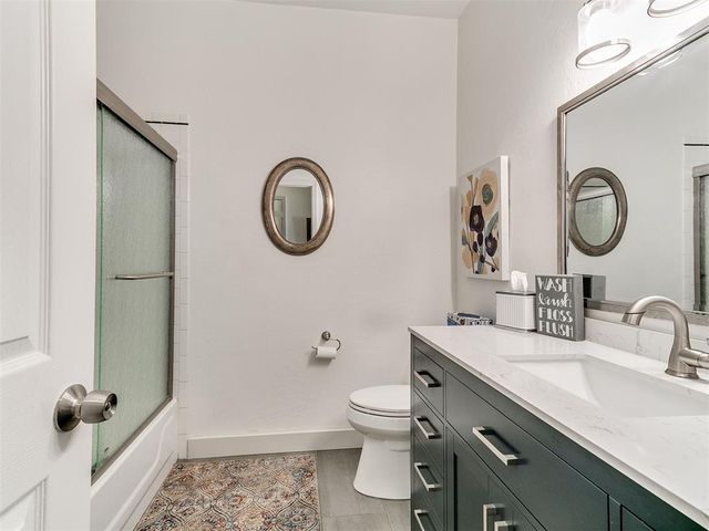 8824 NW 116th Street, Oklahoma City, OK 73162