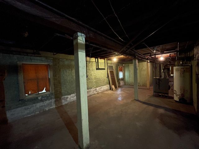 3248 N Richmond Street, Chicago, IL 60618
