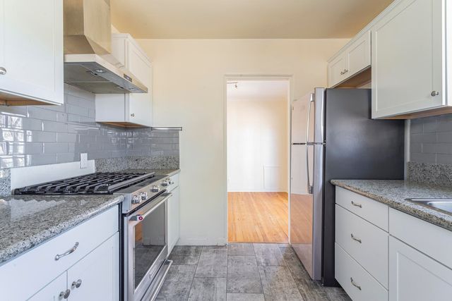 1109 Lafayette Drive NE, Albuquerque, NM 87106