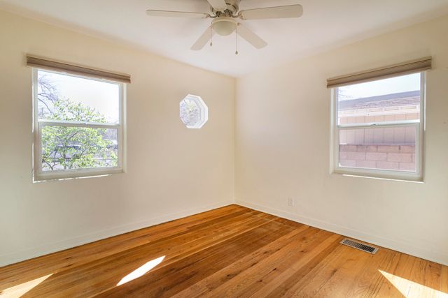 1109 Lafayette Drive NE, Albuquerque, NM 87106