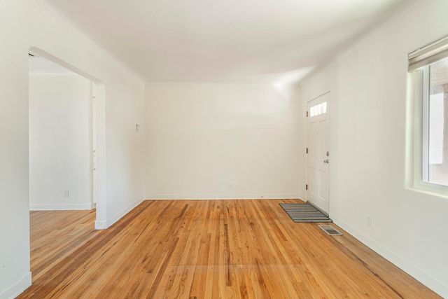 1109 Lafayette Drive NE, Albuquerque, NM 87106