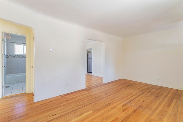 1109 Lafayette Drive NE, Albuquerque, NM 87106