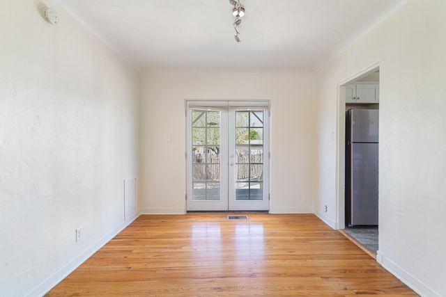 1109 Lafayette Drive NE, Albuquerque, NM 87106