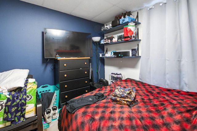 3630 E Barnard AVENUE, Cudahy, WI 53110