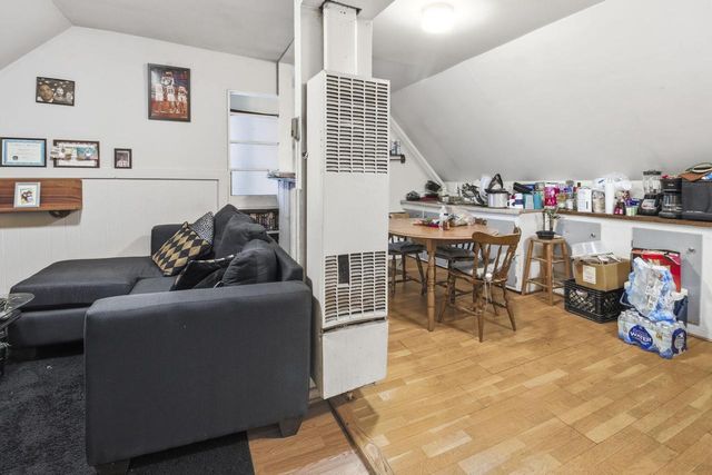 3630 E Barnard AVENUE, Cudahy, WI 53110