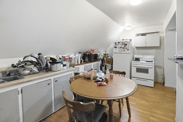 3630 E Barnard AVENUE, Cudahy, WI 53110