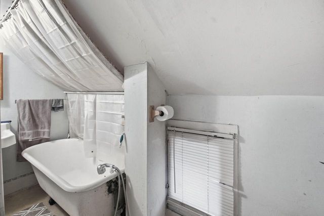 3630 E Barnard AVENUE, Cudahy, WI 53110