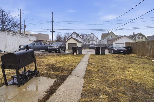 3630 E Barnard AVENUE, Cudahy, WI 53110