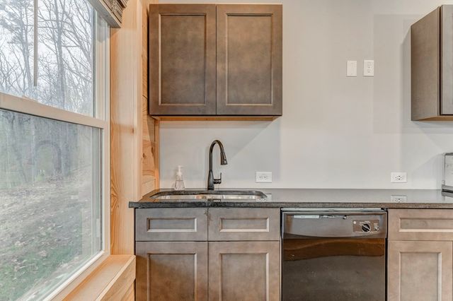 1172 Hunter Drive, Ranger, GA 30734