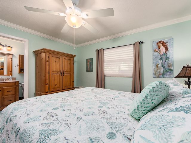 9259 142ND STREET, Seminole, FL 33776