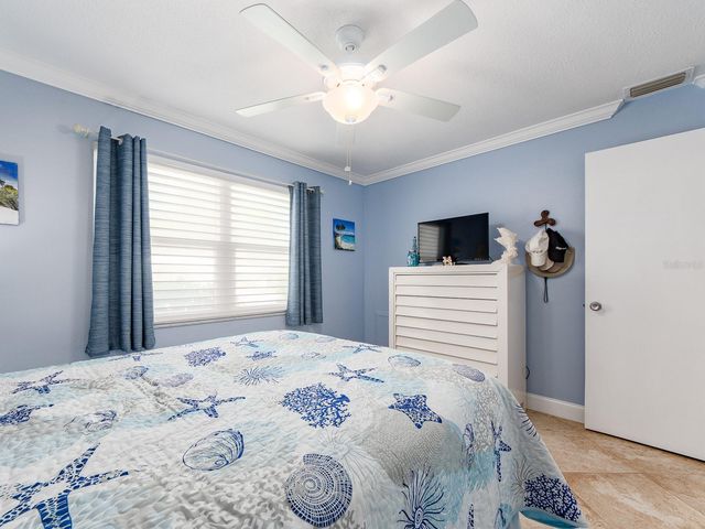 9259 142ND STREET, Seminole, FL 33776