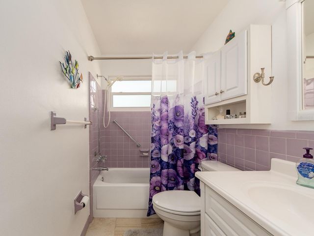 9259 142ND STREET, Seminole, FL 33776