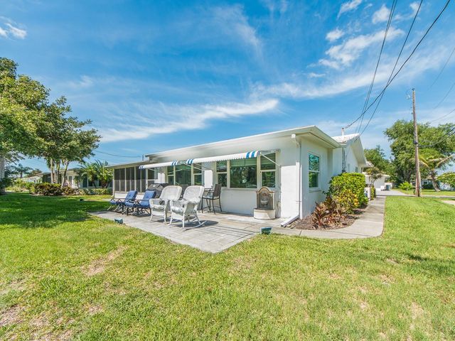 9259 142ND STREET, Seminole, FL 33776