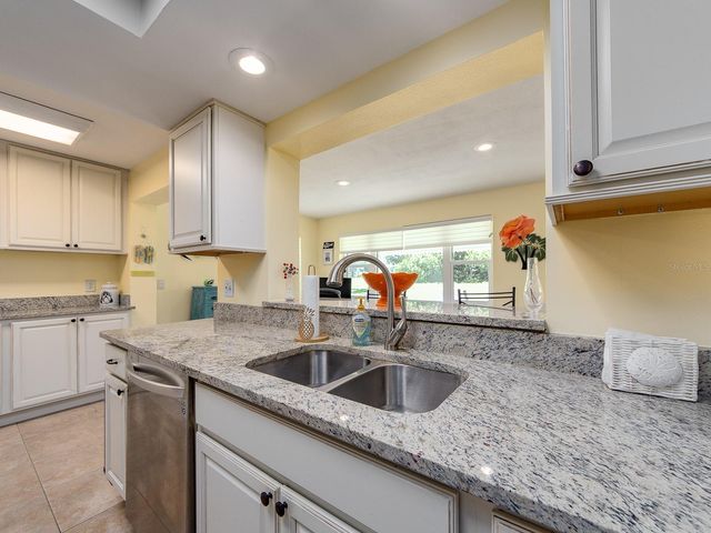 9259 142ND STREET, Seminole, FL 33776