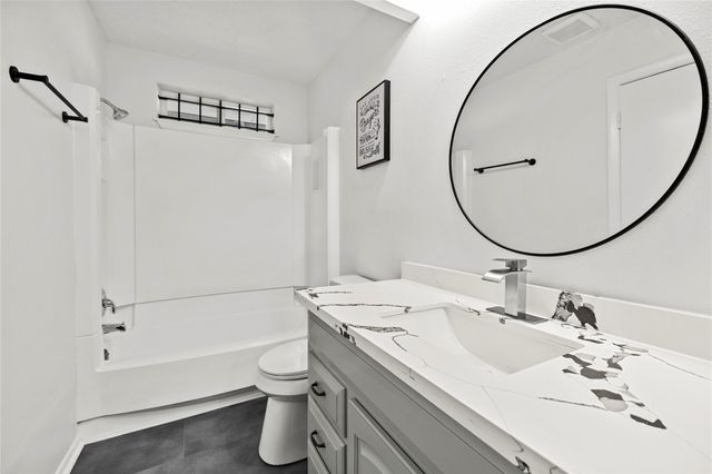 10027 Valley Sun Drive, Houston, TX 77078