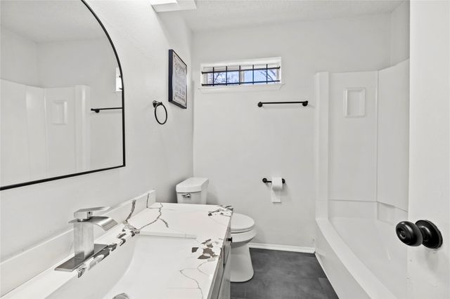 10027 Valley Sun Drive, Houston, TX 77078