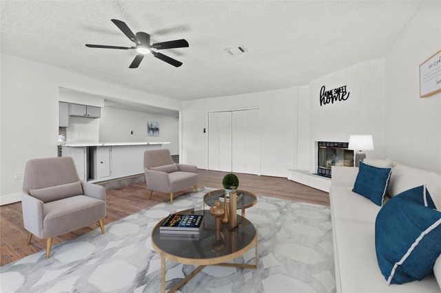 10027 Valley Sun Drive, Houston, TX 77078