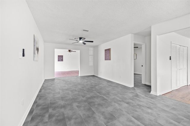 10027 Valley Sun Drive, Houston, TX 77078