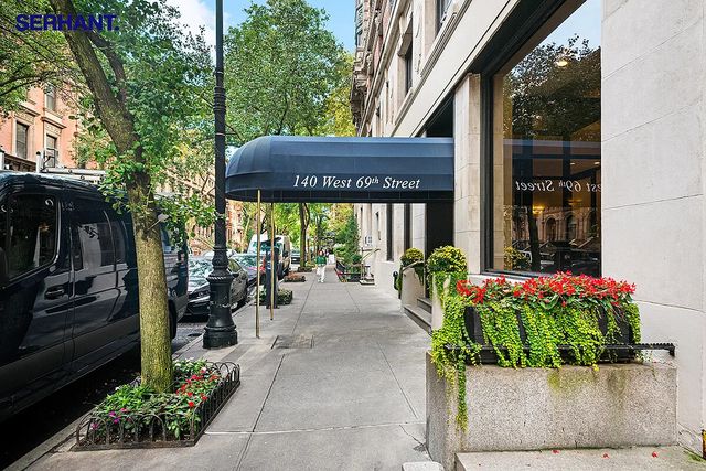 140 W 69TH Street DPLX81, New York City, NY 10023