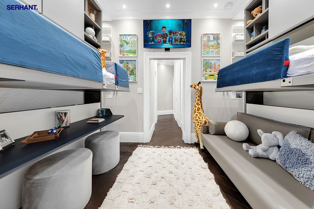 140 W 69TH Street DPLX81, New York City, NY 10023