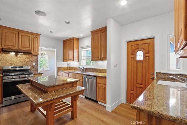 1131 E 2nd, Long Beach, CA 90802