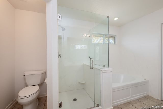 9546 Haviland Ct, San Antonio, TX 78251