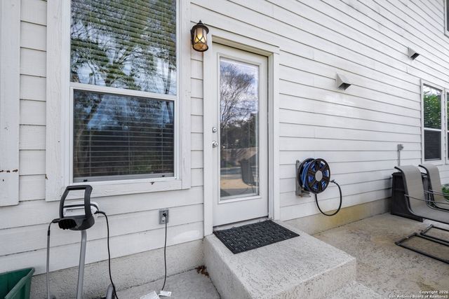 9546 Haviland Ct, San Antonio, TX 78251