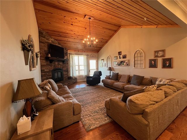 82 NC 8208, Jasper, AR 72641